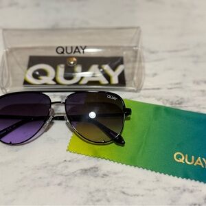 NEW Quay Australia Black Aviator Sunglasses with Purple Lenses